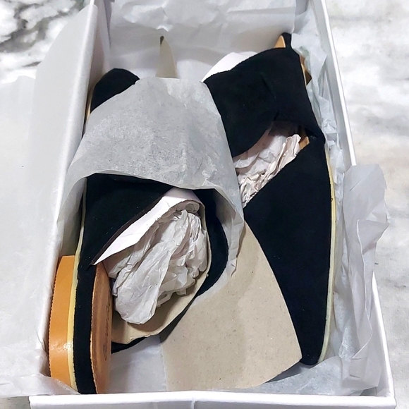 Queen George Flat slip on mules - Picture 4 of 6